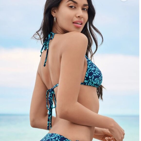 NEW! VENUS Triangle Bikini Top - Size 32C / 34B / 36A - Picture 3 of 5